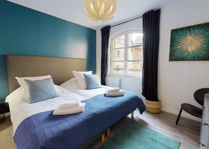 2 La Commanderie Apartment